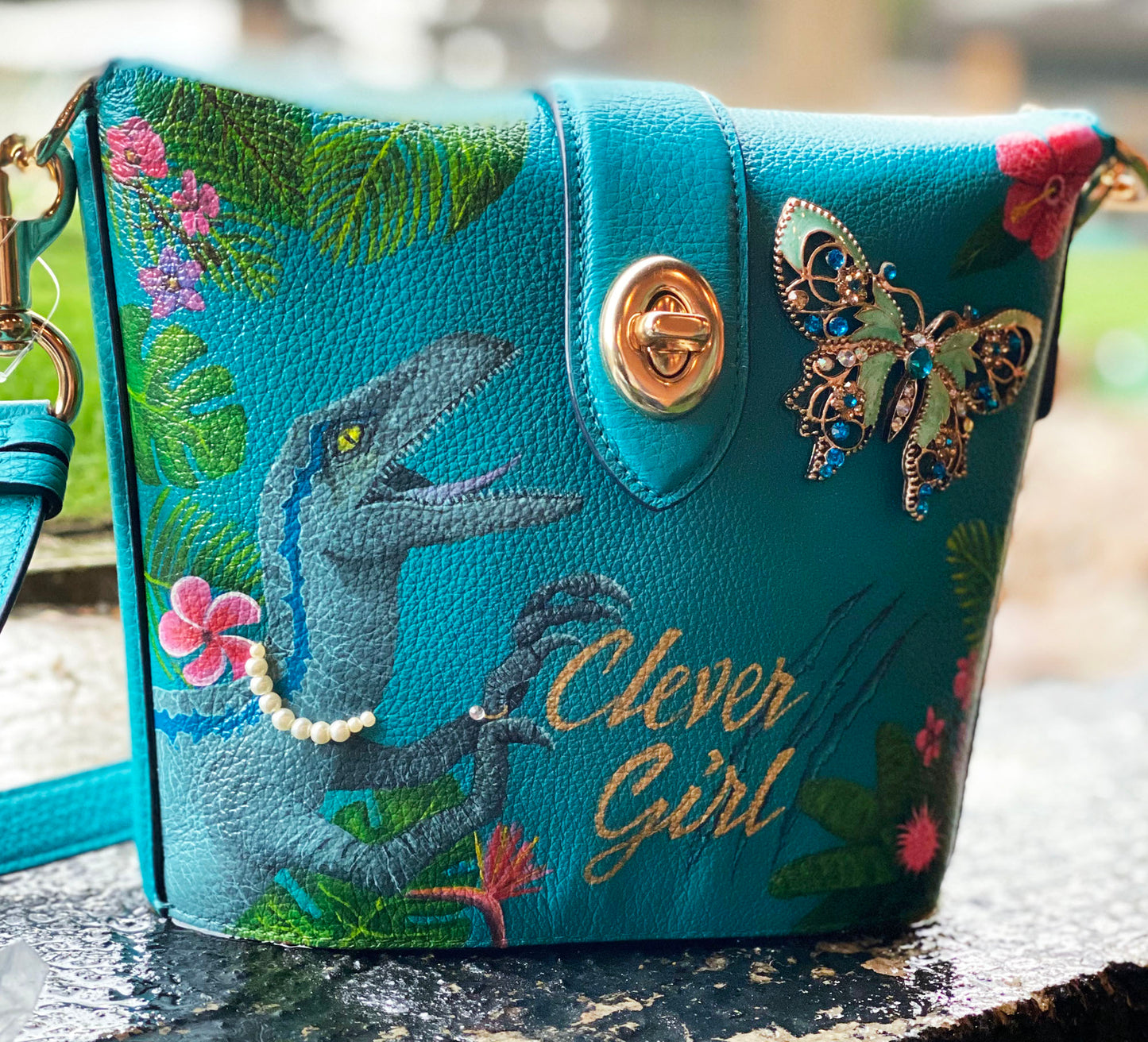 Clever Girl