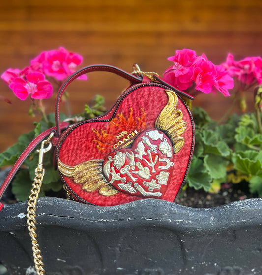 Milagro Heart Crossbody
