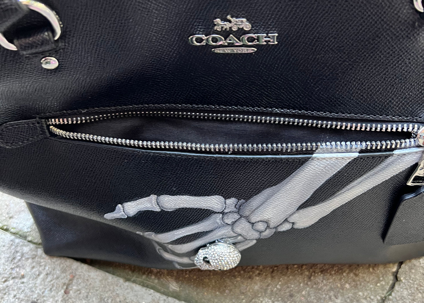Skeleton HANDbag
