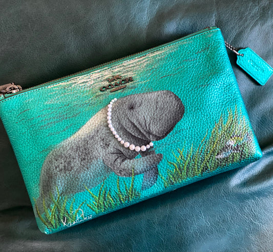 Sea Cow, Chic Cow